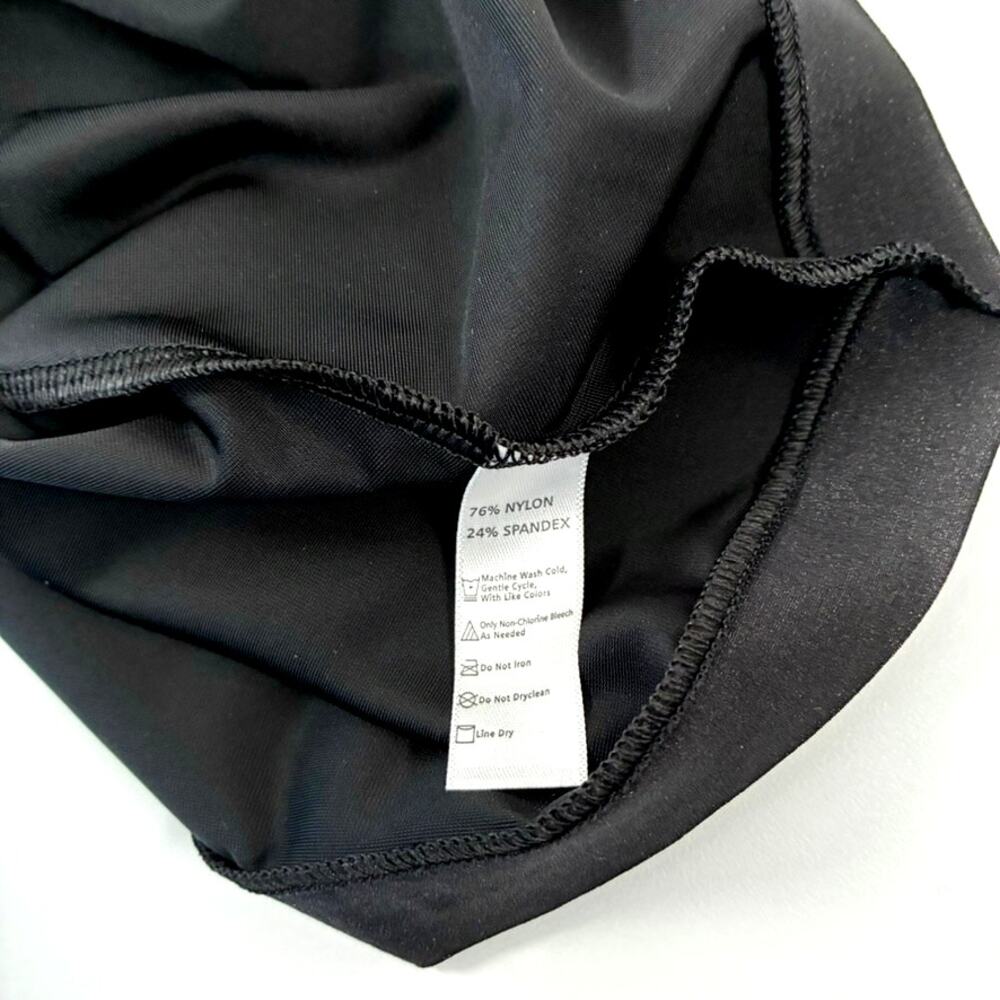 Two Spanx Simplicity V-Neck Camisoles & One Simplicity Shaping Camisole - L - Picture 8 of 11